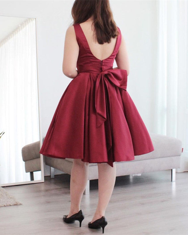 Maroon short 2024 bridesmaid dresses