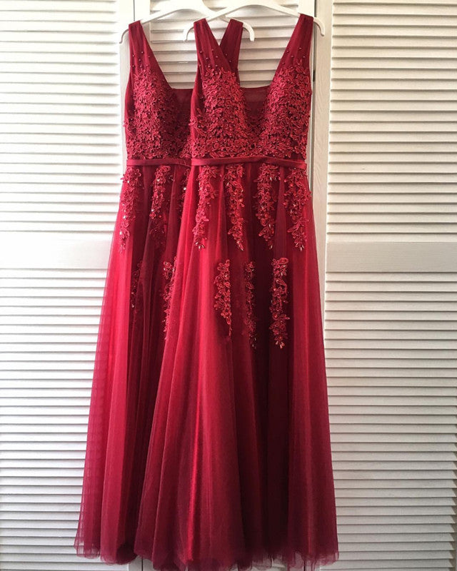 Elegant Bridesmaid Dresses Satin Long V Neck Lace Appliques – Lisposa