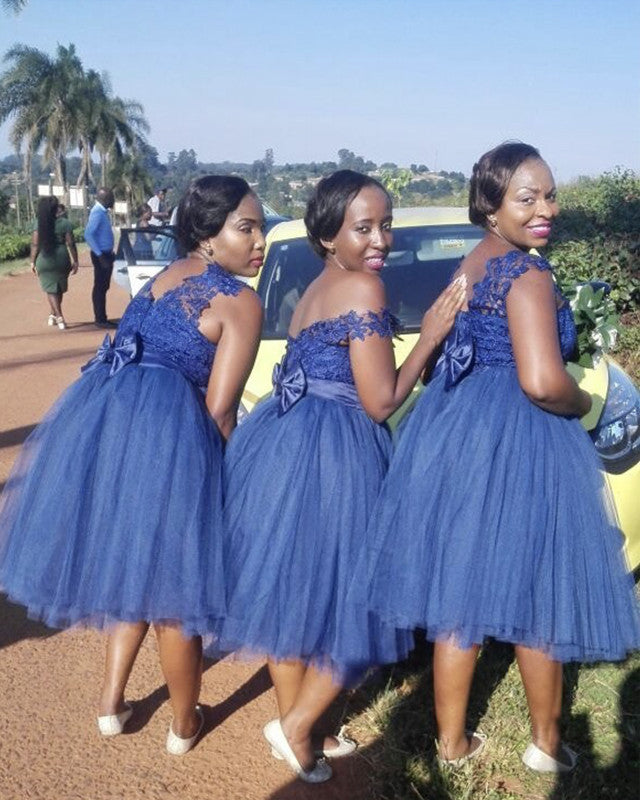 Antique blue bridesmaid outlet dresses