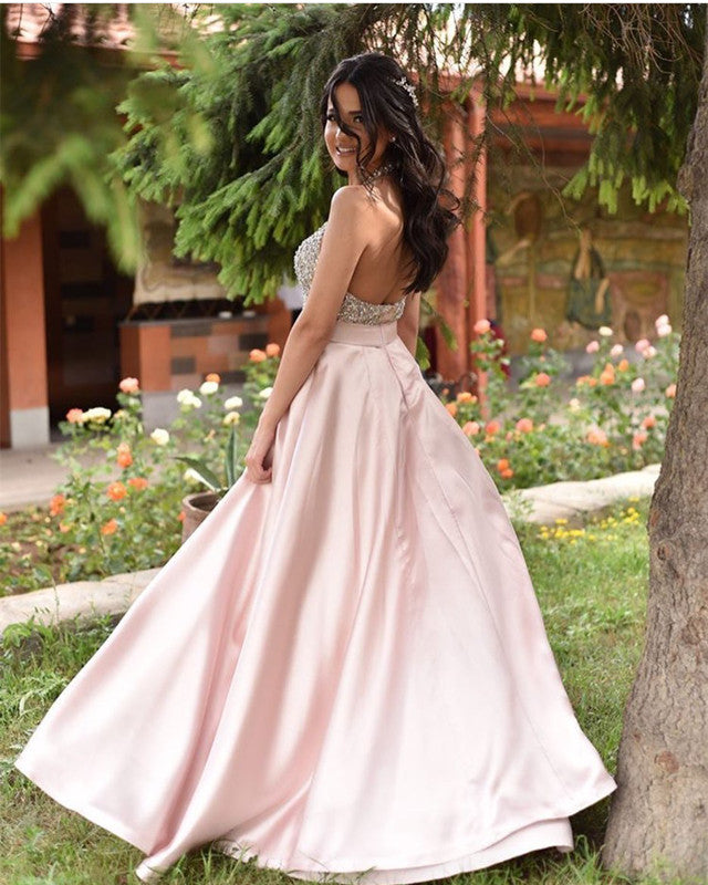 Halter style 2024 prom dresses